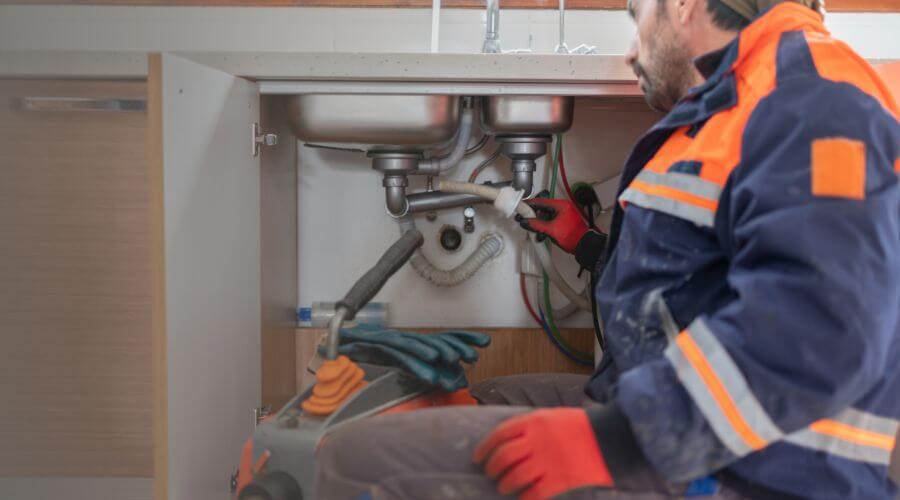 Local tankless water heater installation in Iola, WI